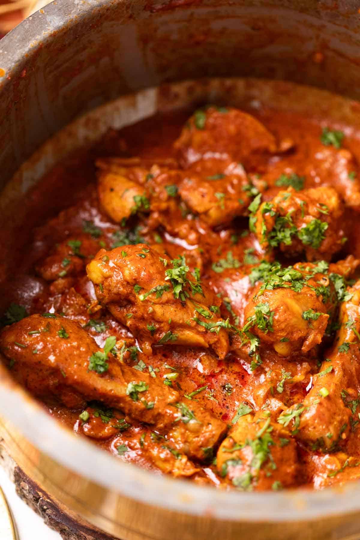 chicken handi in a big kadai