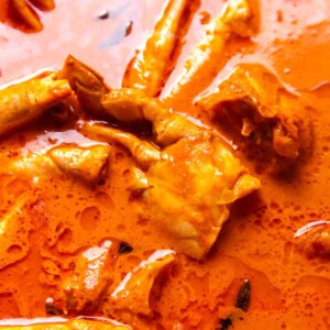 close up of Mangalorean crab curry