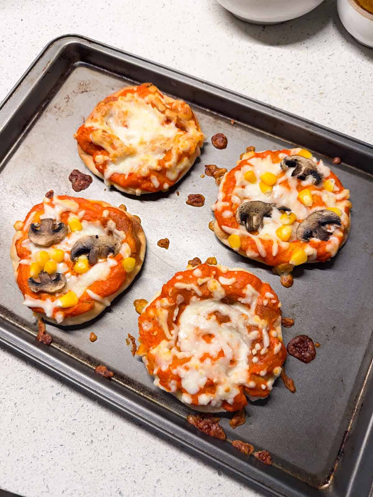 Mini Vegetarian Pizza – Kid Friendly