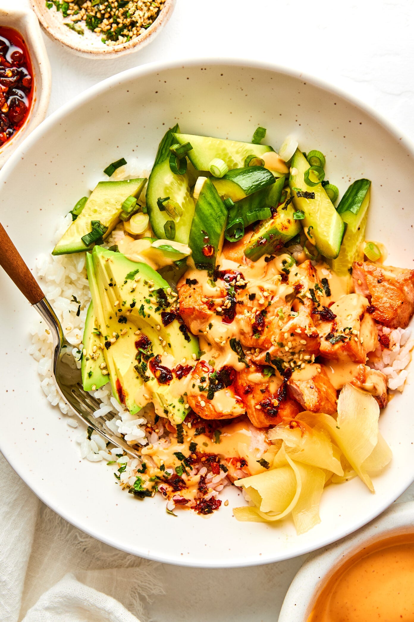 Spicy Salmon Sushi Bowls