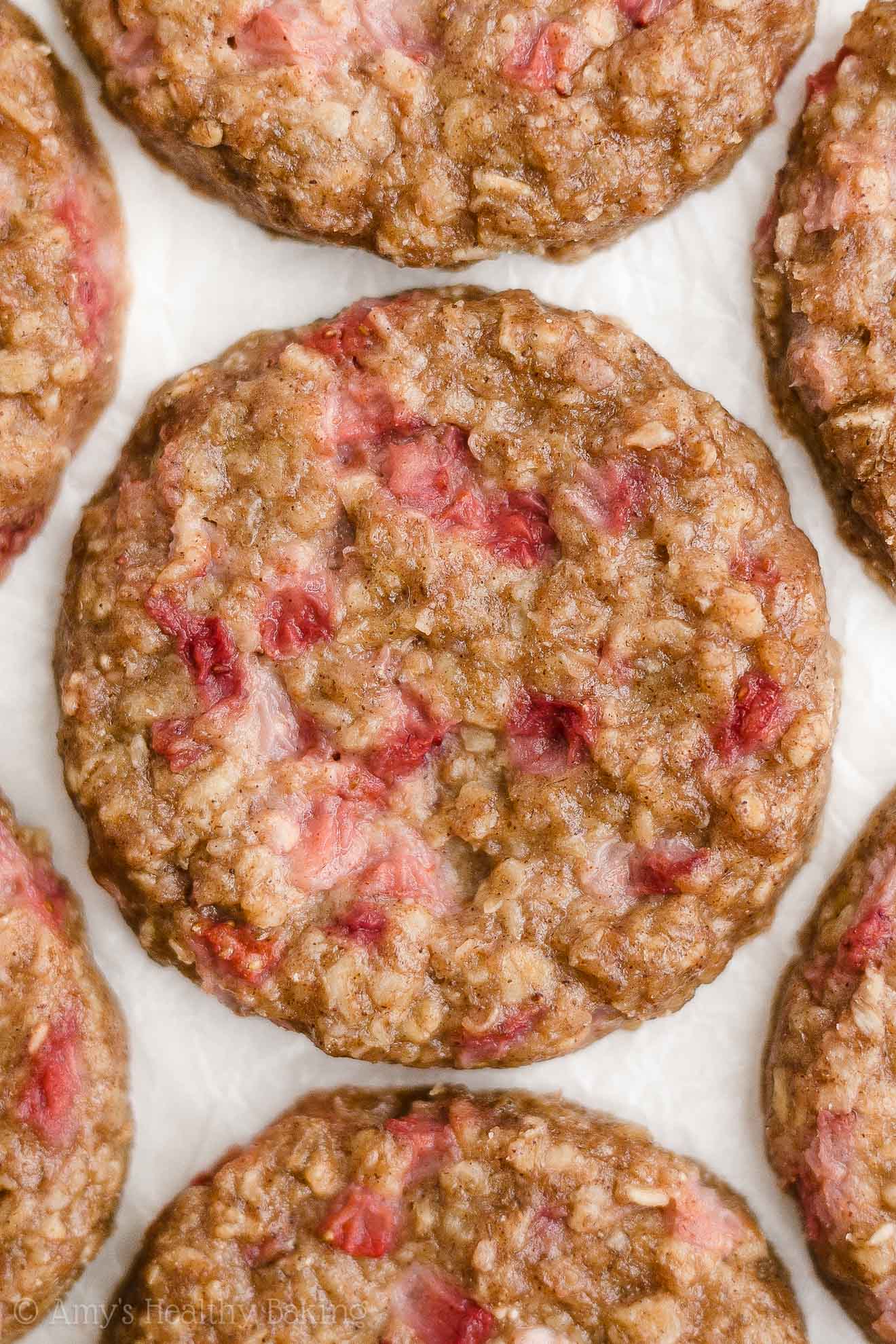 Healthy Strawberry Oatmeal Breakfast Cookies