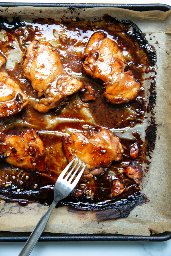 30-Minute Baked Balsamic Chicken Thighs